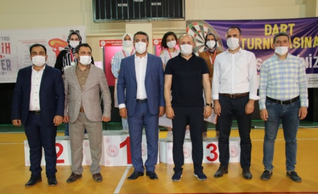 Urfa’da dart turnuvasında dereceye girenler açıklandı