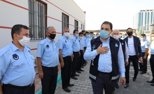 Canpolat zabıta ekipleri ile 'kutlama' için bir araya geldi