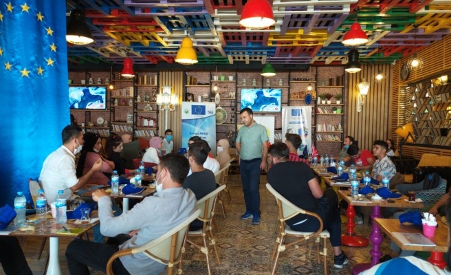 Urfa'da ‘AB ve SİZ’ söyleşi programı gerçekleştirildi