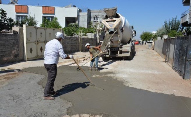 Siverek'te beton yol çalışmaları sürüyor: Bakım ve onarım yapıldı