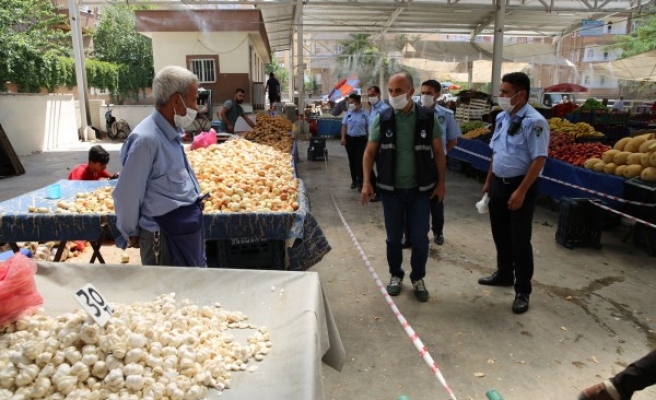 Maske, hijyen, sosyal mesafe... Haliliye'de denetim sürüyor