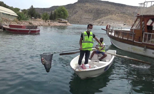 Saklı Cennet'te temizlik: Terlik, poşet, içecek şişeleri...