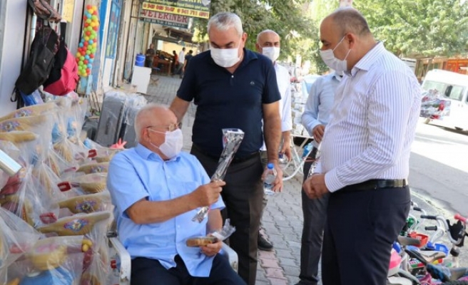 Bozova'da Ahilik Haftasında esnaf unutulmadı