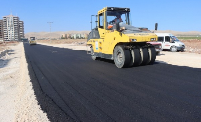 Büyükşehir'in asfalt çalışmaları sürüyor