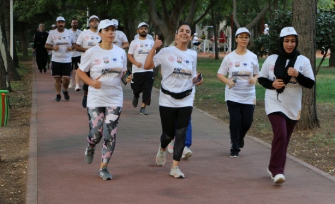 Etkinlikler sürüyor: 7'den 70'e sabah sporu yaptılar