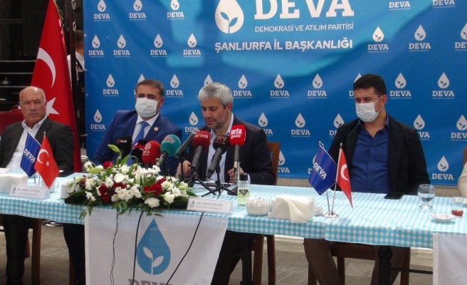 DEVA Partisi Urfa İlçe Başkanlarına yetki belgesi verdi