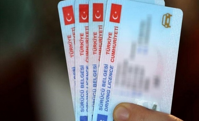 Ehliyet Taşımak Tarih Oluyor