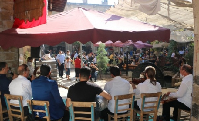 Tarihi Gümrük Han'da müzik sesleri yükseldi