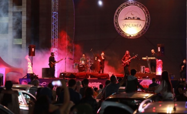 Kolpa Grubu Şanlıurfalı vatandaşlarla buluştu