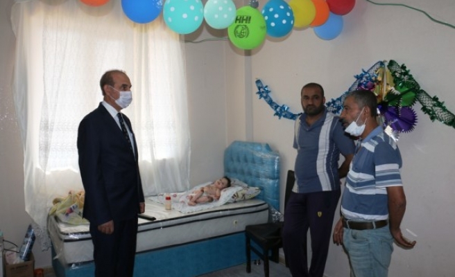 Kelebek hastası minik çocuğa yardım eli uzatıldı