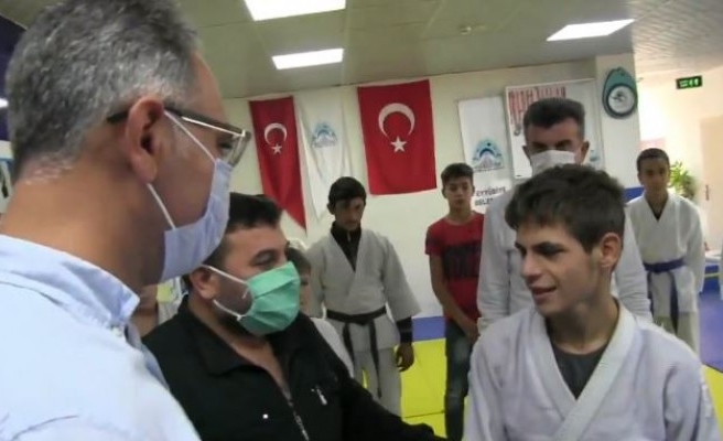 Küçük Nurullah için verdiği söz ile gönüllere dokundu