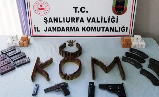 Urfa'nın ilçesinde kaçakçılara operasyon