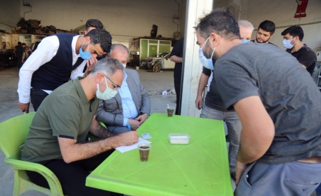 Mehmet Kuş, esnaf ve vatandaşla bir araya geldi