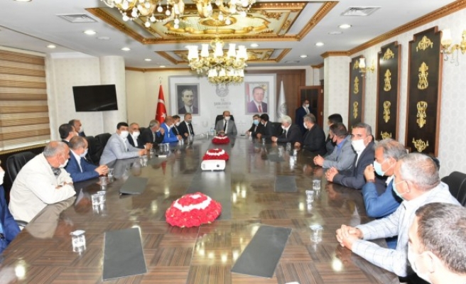 Vali Erin, Şanlıurfalı muhtarları kabul etti