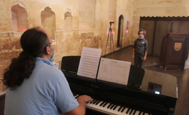 Urfalı çocuklar geleceğin Tatlıses'i olmak için yarıştı