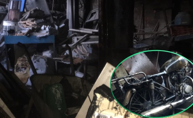 Şanlıurfa'da depo yangını!