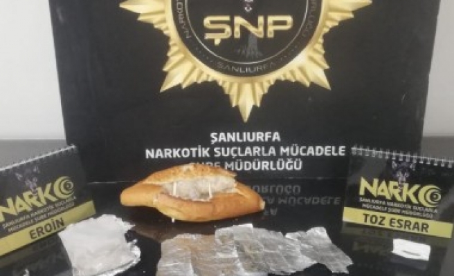Urfa'da uyuşturucu operasyonu: Ekmek arasında gizlediler