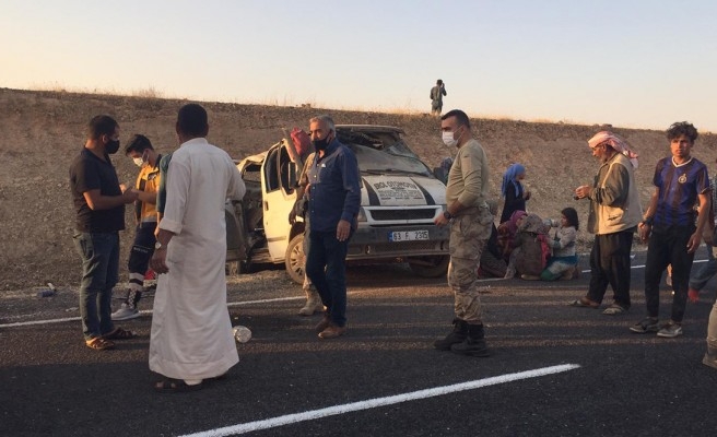 Ceylanpınar'da trafik kazası: 5 yaralı