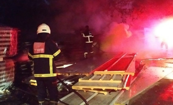 Şanlıurfa aşağı sanayide yangın!