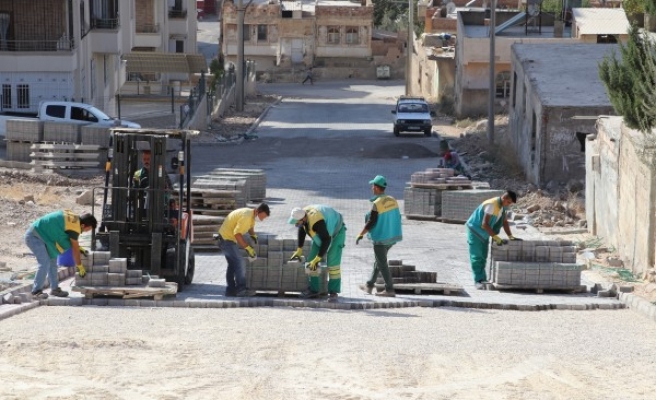 Karaköprü'de yeni açılan yollar hizmete sunuluyor