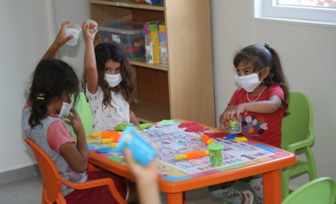 21 Bini Aşkın Çocuk Sokaktan Kurtarıldı