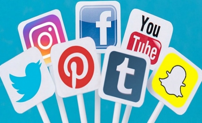 Sosyal Medya Yasası Yürürlüğe Girdi