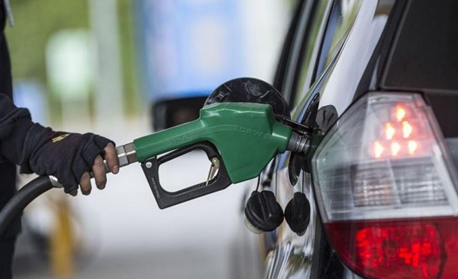Son dakika... Benzin ve motorine zam geldi