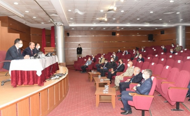 Vali Erin’den açıklama: Bununla birlikte yaşamaya alışacağız