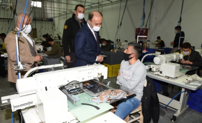 Vali Erin, OSB’de yatırımcı ve çalışanlarla buluştu