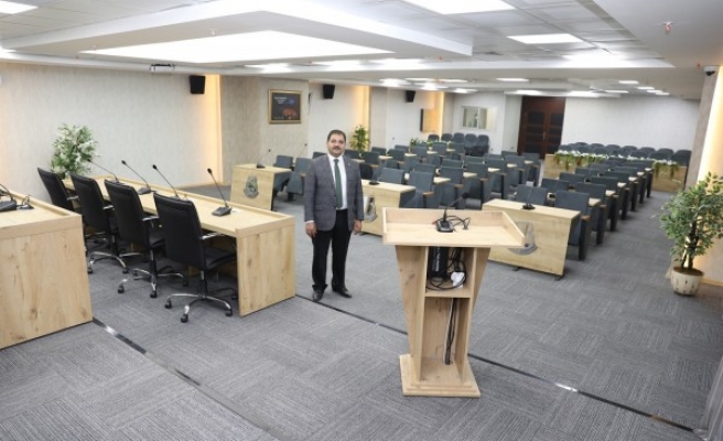 Haliliye’de yeni meclis salonu tamamlandı
