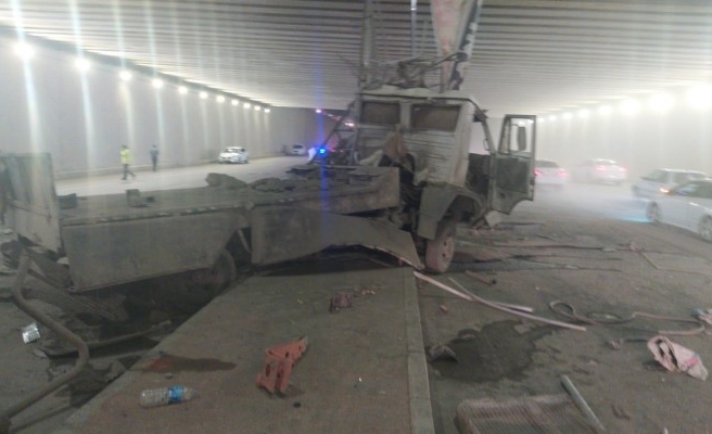 Şanlıurfa'da feci kaza: Kamyon köprüden uçtu