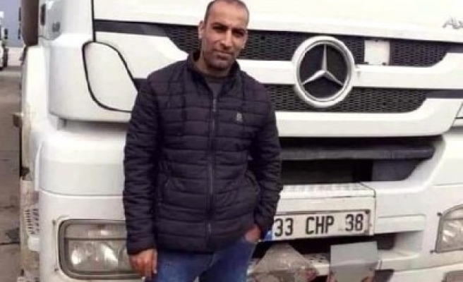 Urfa-Antep yolunda kaza: TIR sürücüsü hayatını kaybetti