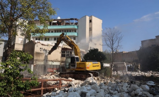Kızılay Meydanı gün yüzüne çıkıyor!