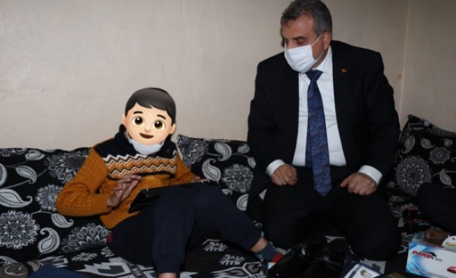 Şiddete uğrayan çocuğa Beyazgül'den ziyaret