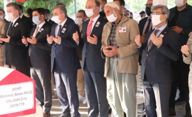 Şanlıurfalı şehit son yolculuğuna gözyaşlarıyla uğurlandı!