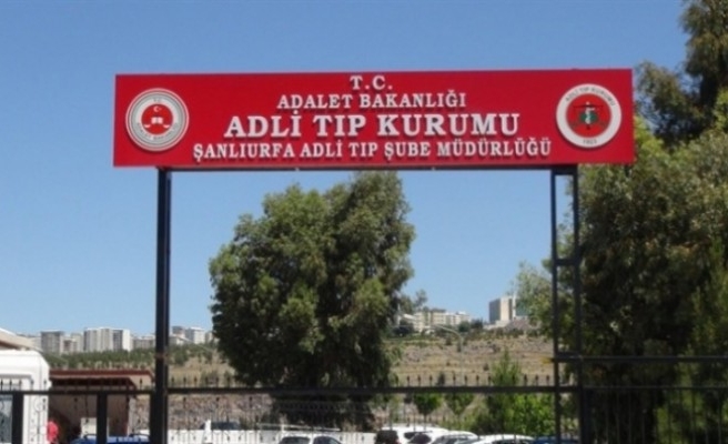 Urfa'da üzerine televizyon devrilen çocuk hayatını kaybetti