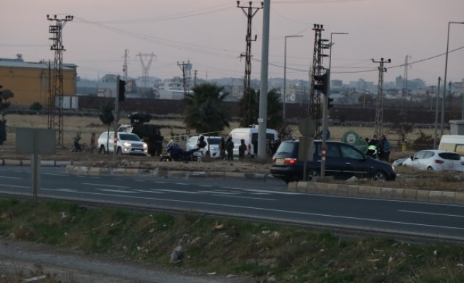 Şanlıurfa'da üzerindeki bombayı patlatmaya çalışan şahıs öldürüldü! (EK)