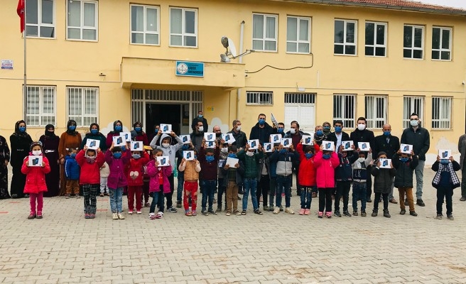 TEGV'den öğrencilere tablet desteği