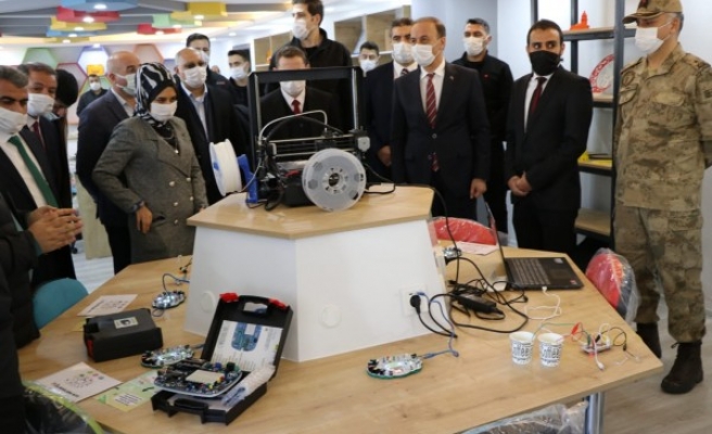 Vali Erin, Viranşehir STEM Akademisini ziyaret etti