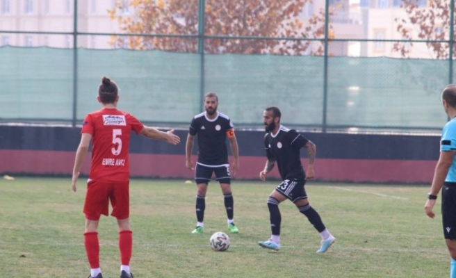 Karaköprü Belediyespor evinde mağlup oldu