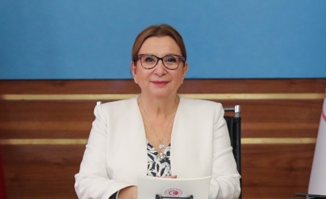 Bakan Pekcan 60 ticaret uzmanı alınacağını açıkladı
