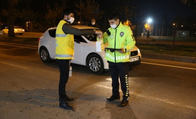 Haliliye Belediyesi'nden polislere anlamlı jest