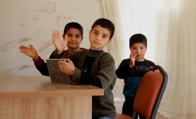 Bakan paylaşmıştı... Harranlı Hüseyin masasına kavuştu