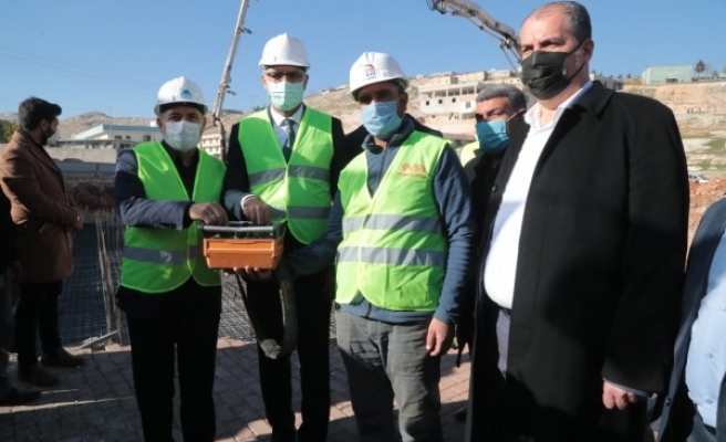 Eyyübiye’de yüzme havuzu için temel atıldı