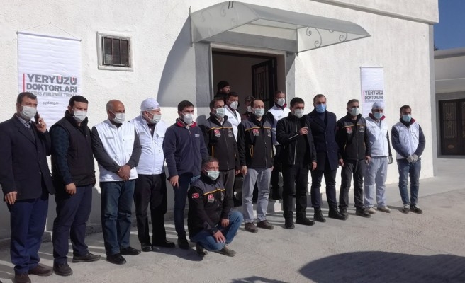 Sınır ötesinde sağlık merkezi açıldı