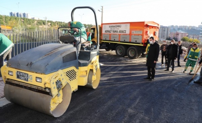 Karaköprü’de asfalt yama çalışmaları başladı