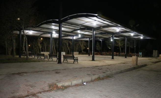 Urfa’nın ilçesinde mezarlıklarda düzenleme yapıldı