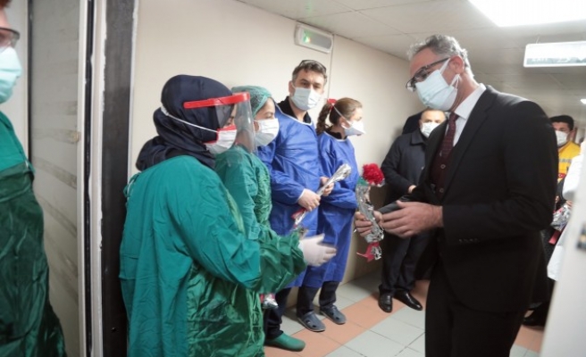 Mehmet Kuş, sağlık çalışanlarını unutmadı