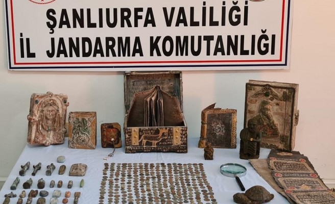 Eyyübiye'de bir evde operasyon: 4 gözaltı