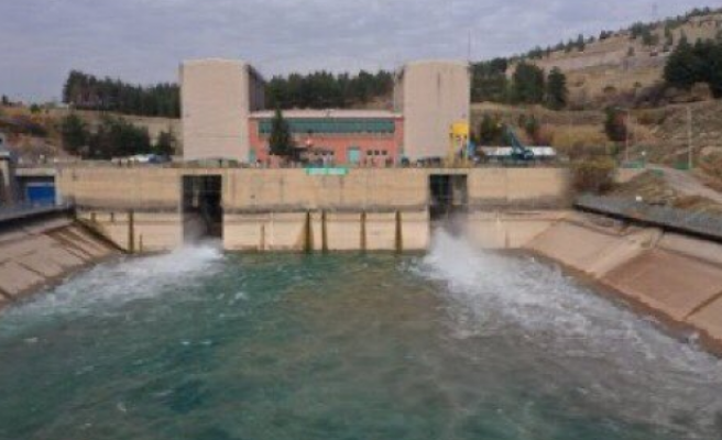Atatürk Barajı'ndan Harran Ovası'na su verildi